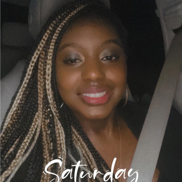 Meet your Posher, Kaylin - Picture 4 of 16